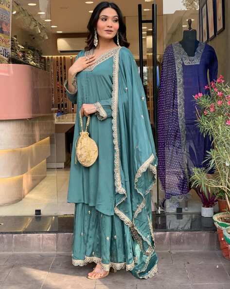 Allin I Villin Blue Plazo Kurta Set – Embroidered V-Neck Designer Party Wear Kurta Set
