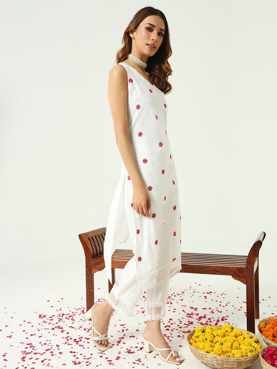 Allin I Villin White Kurta Set for Diwali Festive 2024 – Red Floral Print