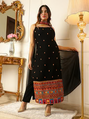Allin I Villin Black Kurta Set with Thread Work Embroidery – Perfect for Diwali 2024 Festive Look